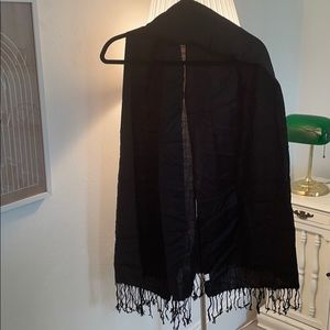 Black tassel scarf